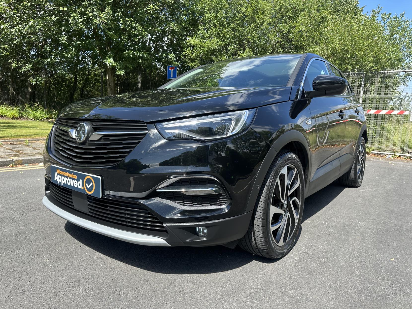 Vauxhall Grandland X 1.2 Turbo Elite Nav SUV 5dr Petrol Manual 6Spd Euro 6 (s/s) (130 ps)