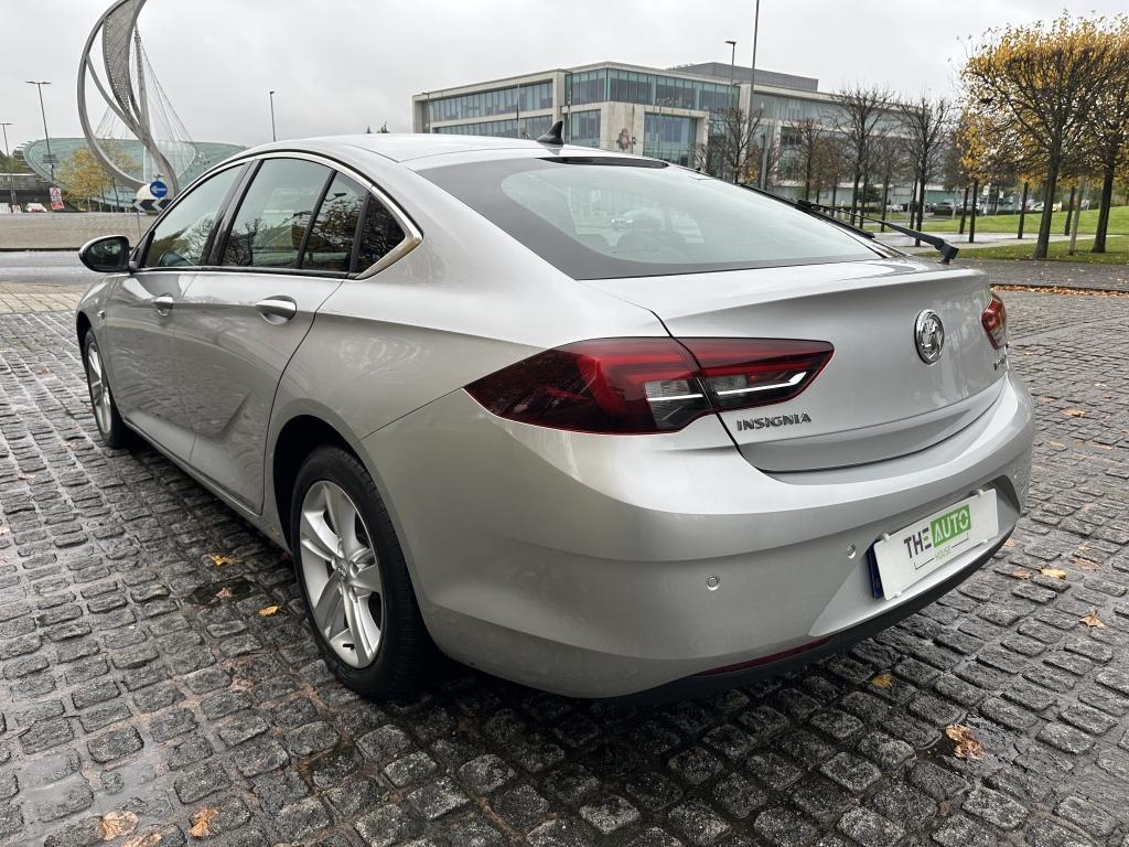 Vauxhall INSIGNIA DIESEL HATCHBACK 1.6 TECH LINE NAV 5DR Manual