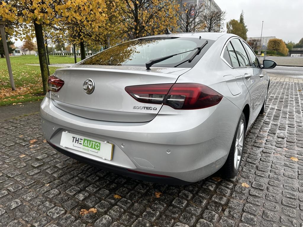 Vauxhall INSIGNIA DIESEL HATCHBACK 1.6 TECH LINE NAV 5DR Manual