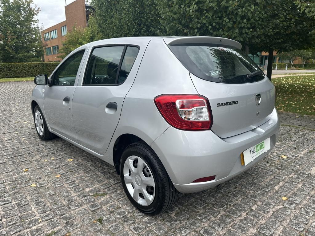 Dacia Sandero 1.5 dCi Ambiance Hatchback 5dr Diesel Manual Euro 6 (s/s) (90 ps)