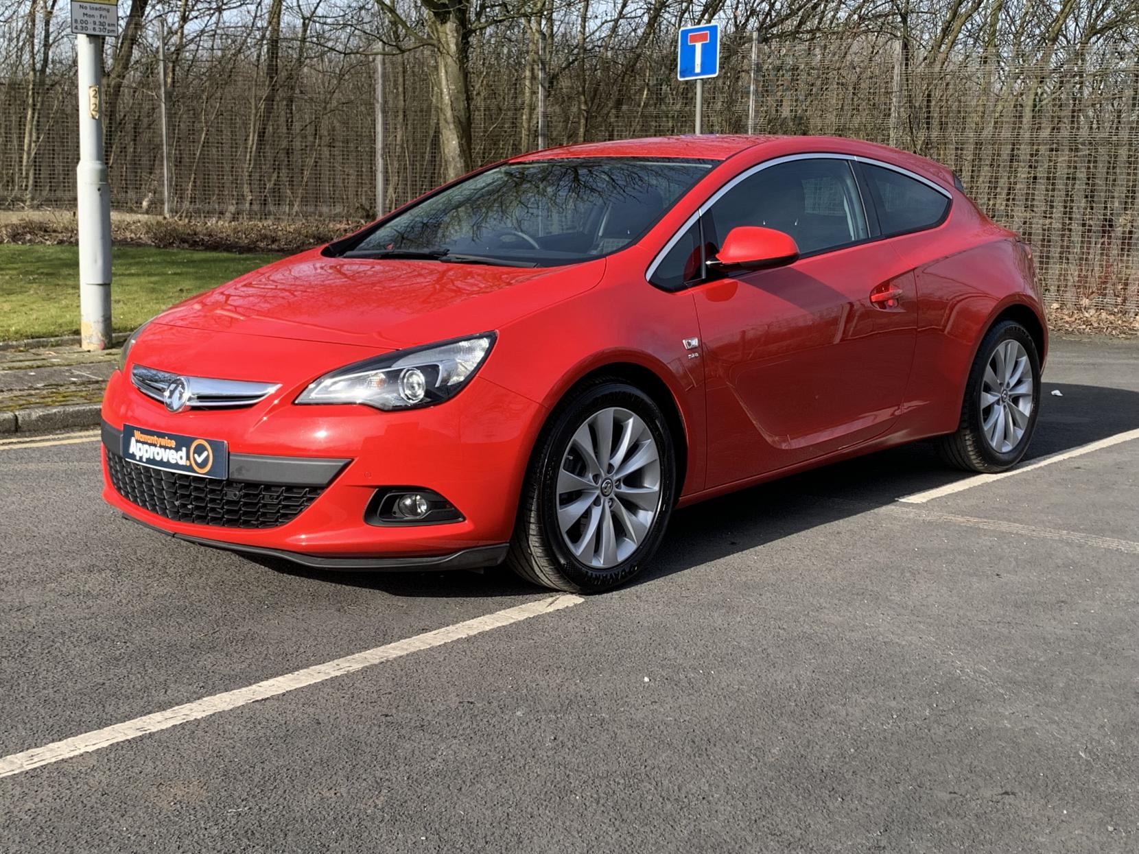 Vauxhall Astra GTC 1.4i Turbo SRi Coupe 3dr Petrol Auto Euro 6 (140 ps)