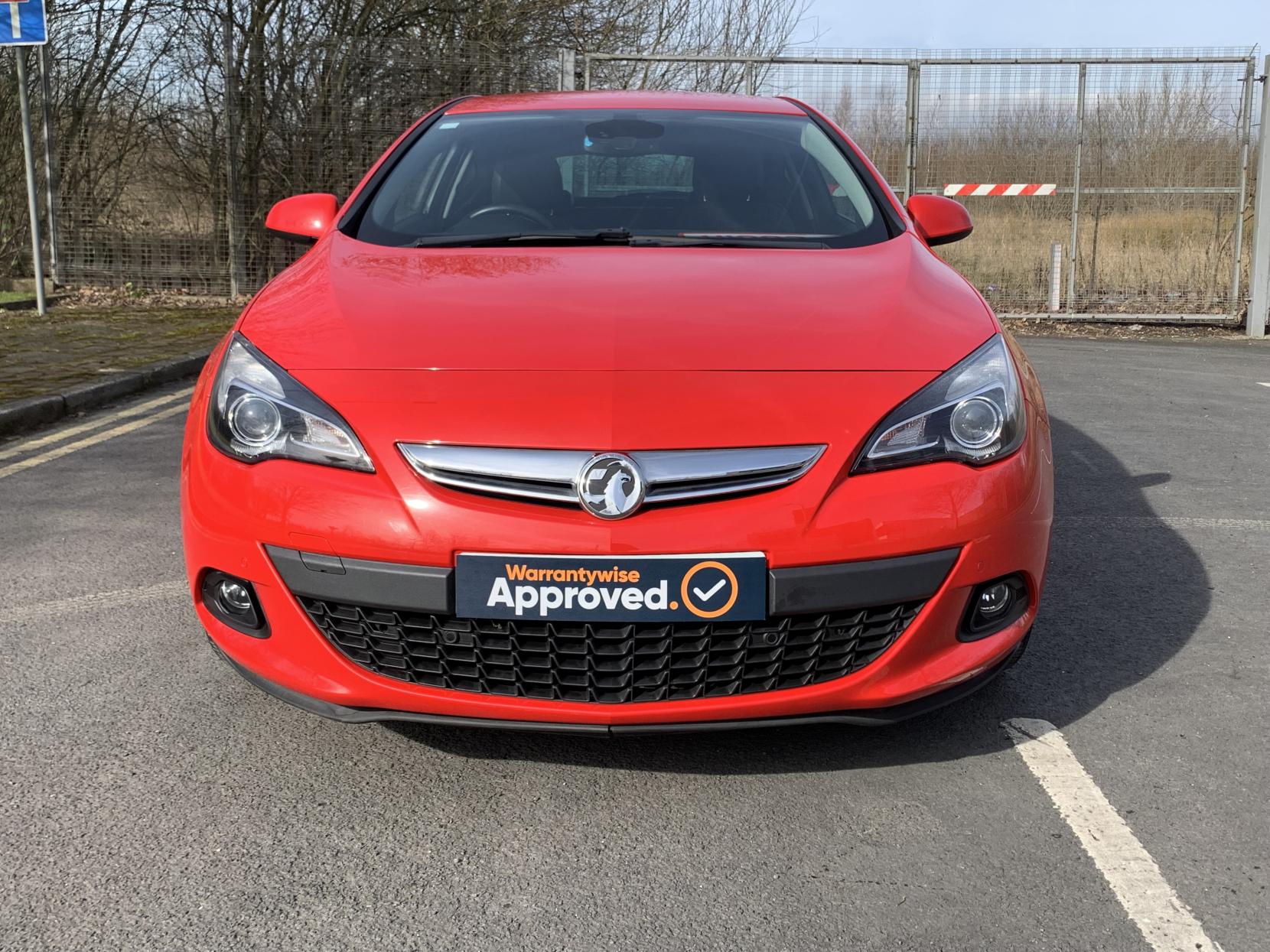 Vauxhall Astra GTC 1.4i Turbo SRi Coupe 3dr Petrol Auto Euro 6 (140 ps)