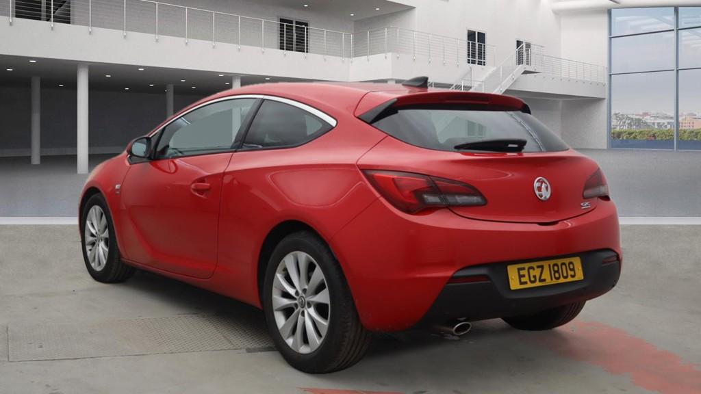 Vauxhall Astra GTC 1.4i Turbo SRi Coupe 3dr Petrol Auto Euro 6 (140 ps)