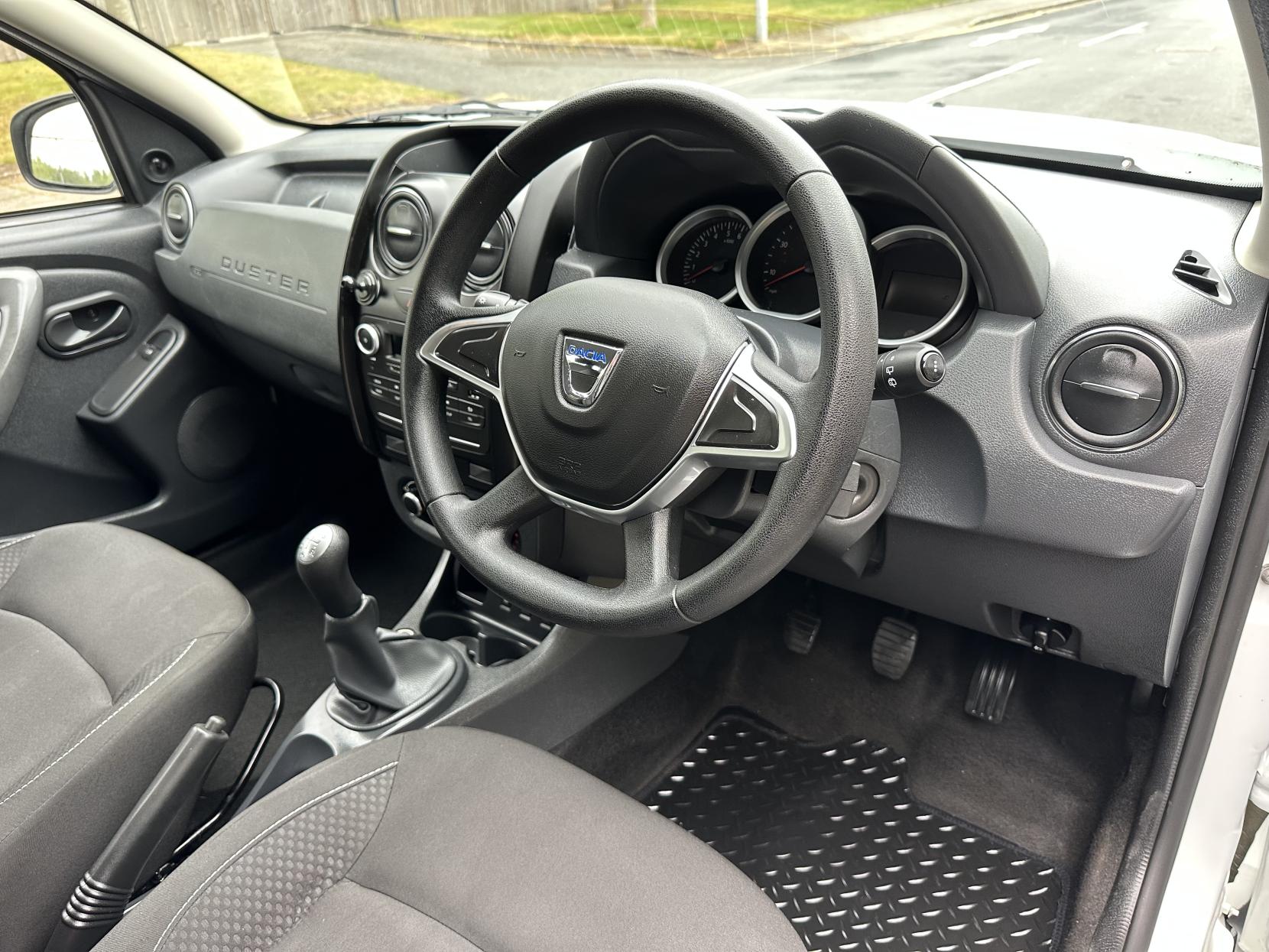 Dacia Duster 1.6 SCe Ambiance SUV 5dr Petrol Manual Euro 6 (s/s) (115 ps)