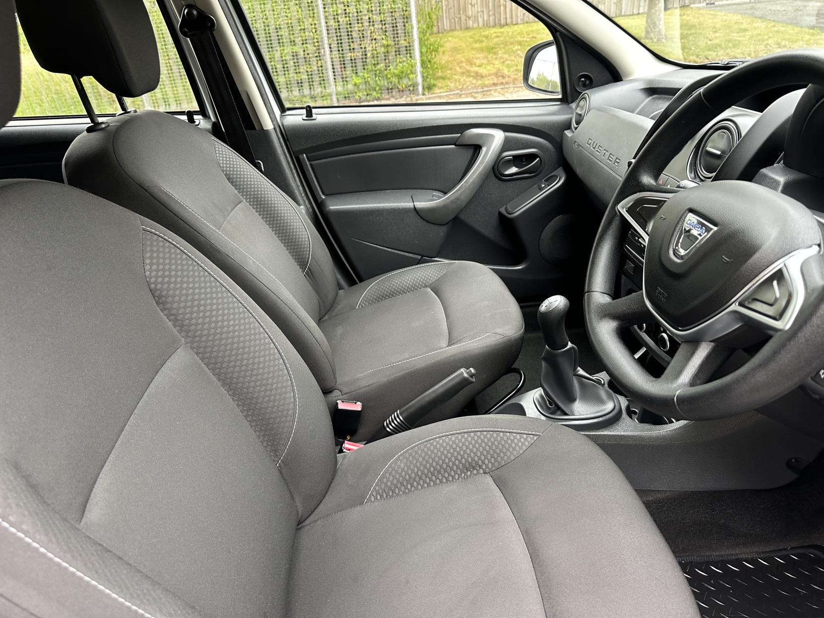 Dacia Duster 1.6 SCe Ambiance SUV 5dr Petrol Manual Euro 6 (s/s) (115 ps)