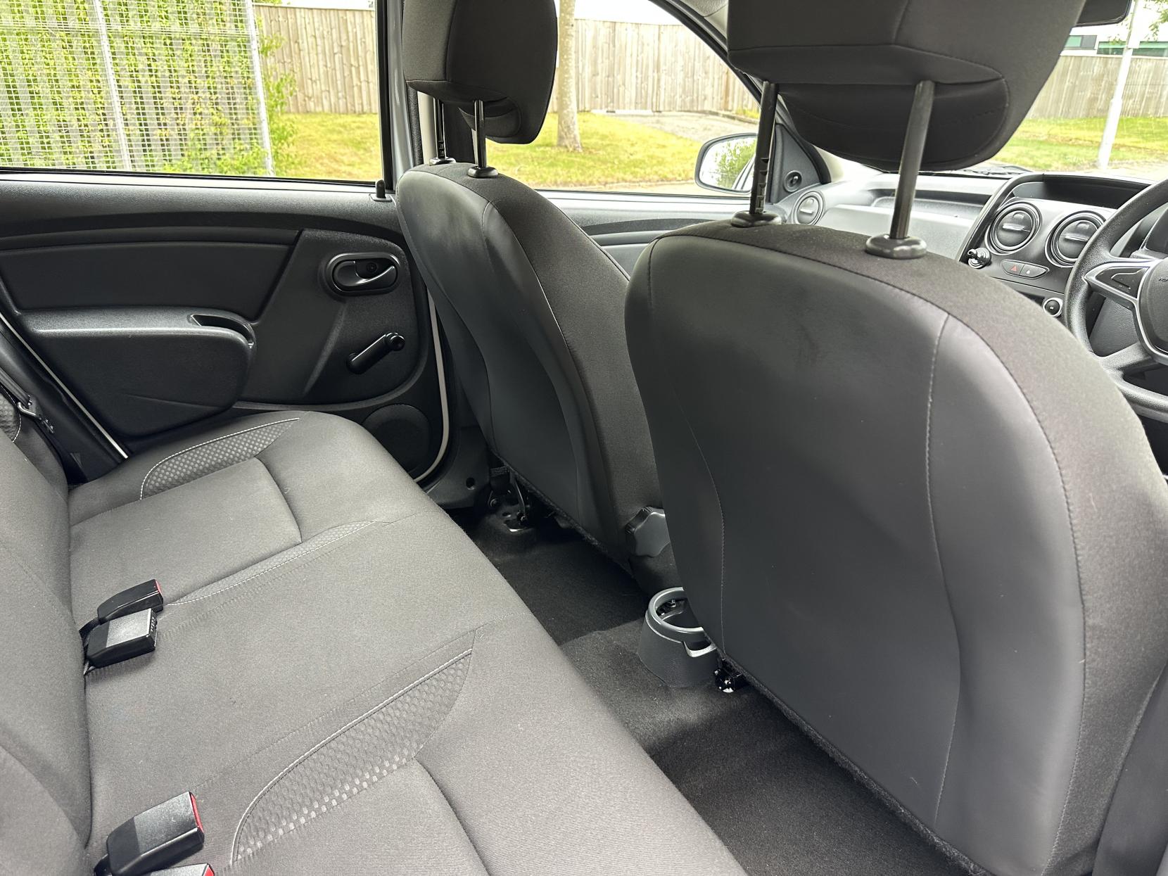 Dacia Duster 1.6 SCe Ambiance SUV 5dr Petrol Manual Euro 6 (s/s) (115 ps)