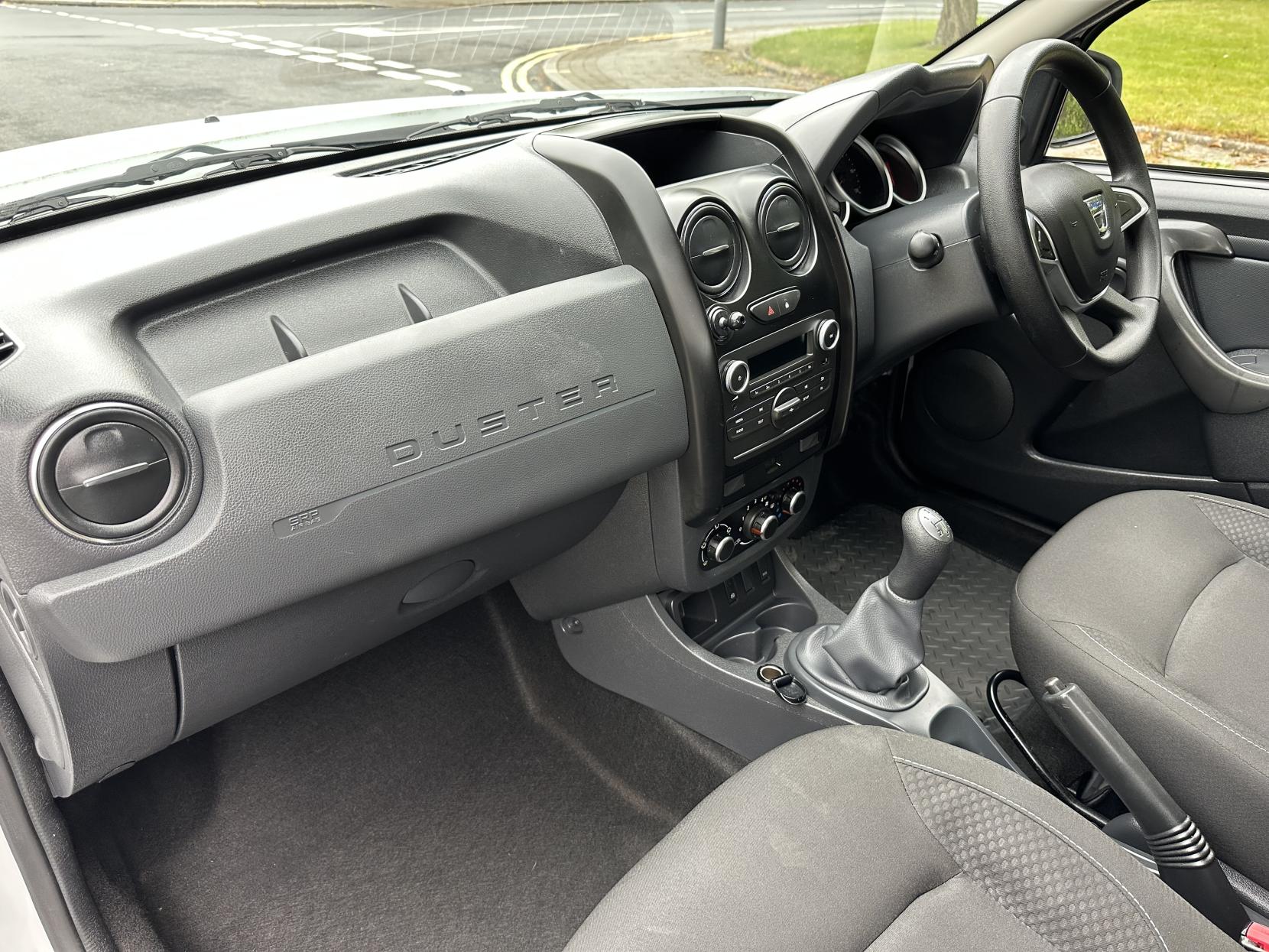 Dacia Duster 1.6 SCe Ambiance SUV 5dr Petrol Manual Euro 6 (s/s) (115 ps)