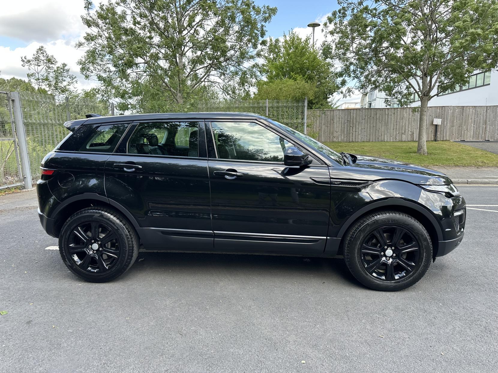 Land Rover Range Rover Evoque 2.0 eD4 SE Tech SUV 5dr Diesel Manual FWD Euro 6 (s/s) (150 ps)