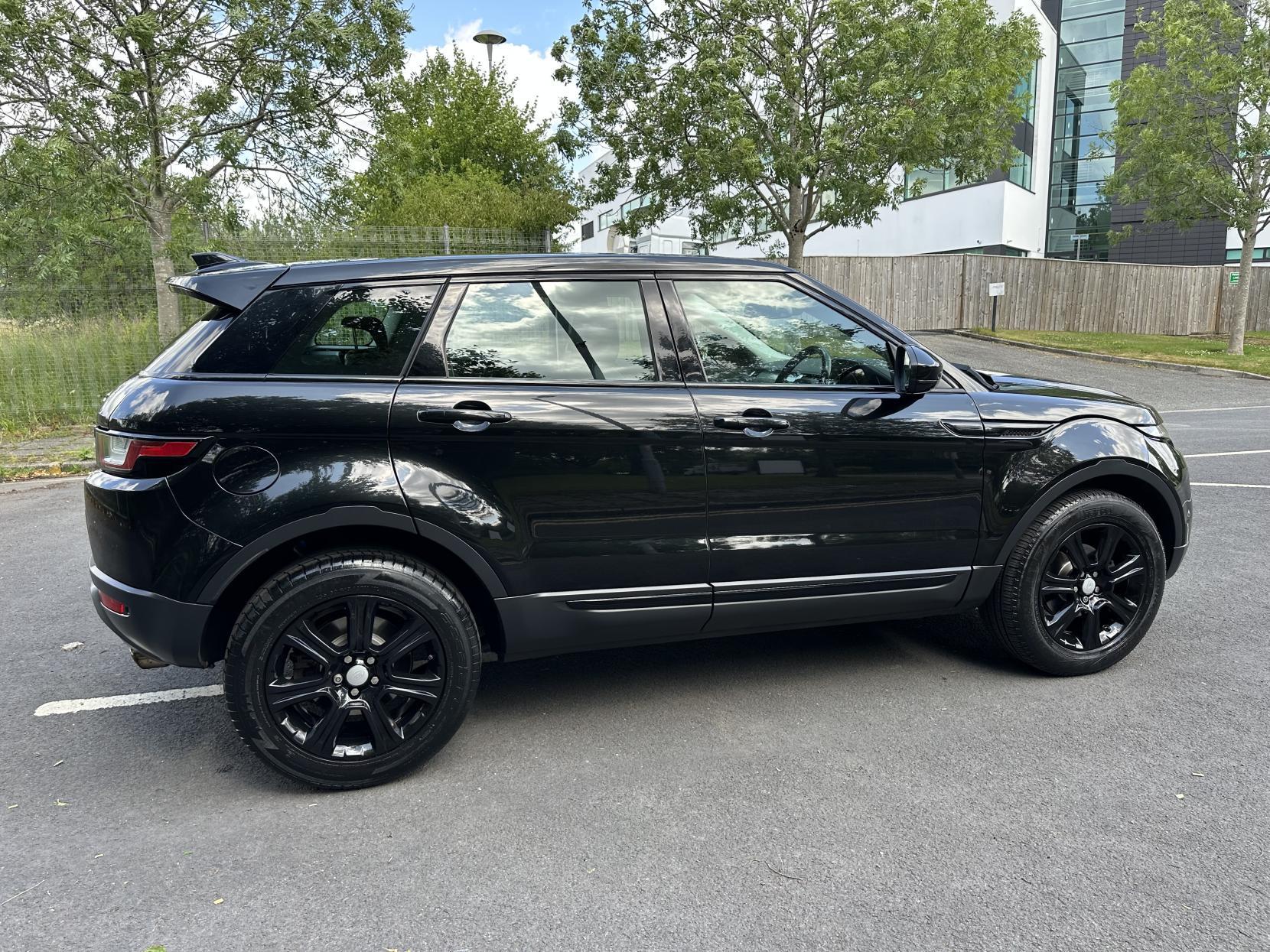 Land Rover Range Rover Evoque 2.0 eD4 SE Tech SUV 5dr Diesel Manual FWD Euro 6 (s/s) (150 ps)