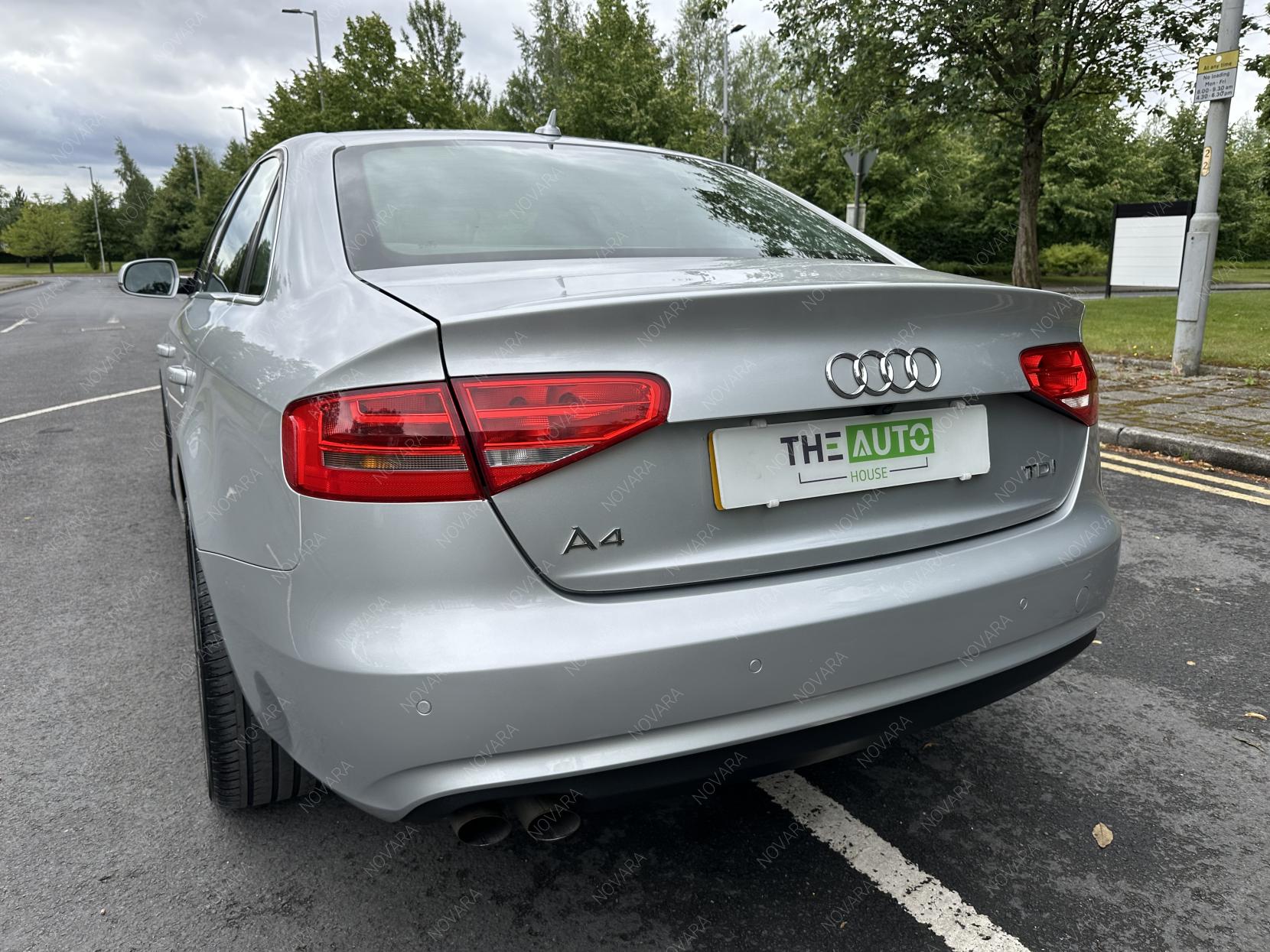 Audi A4 2.0 TDI SE Technik Saloon 4dr Diesel Manual Euro 5 (s/s) (177 ps)