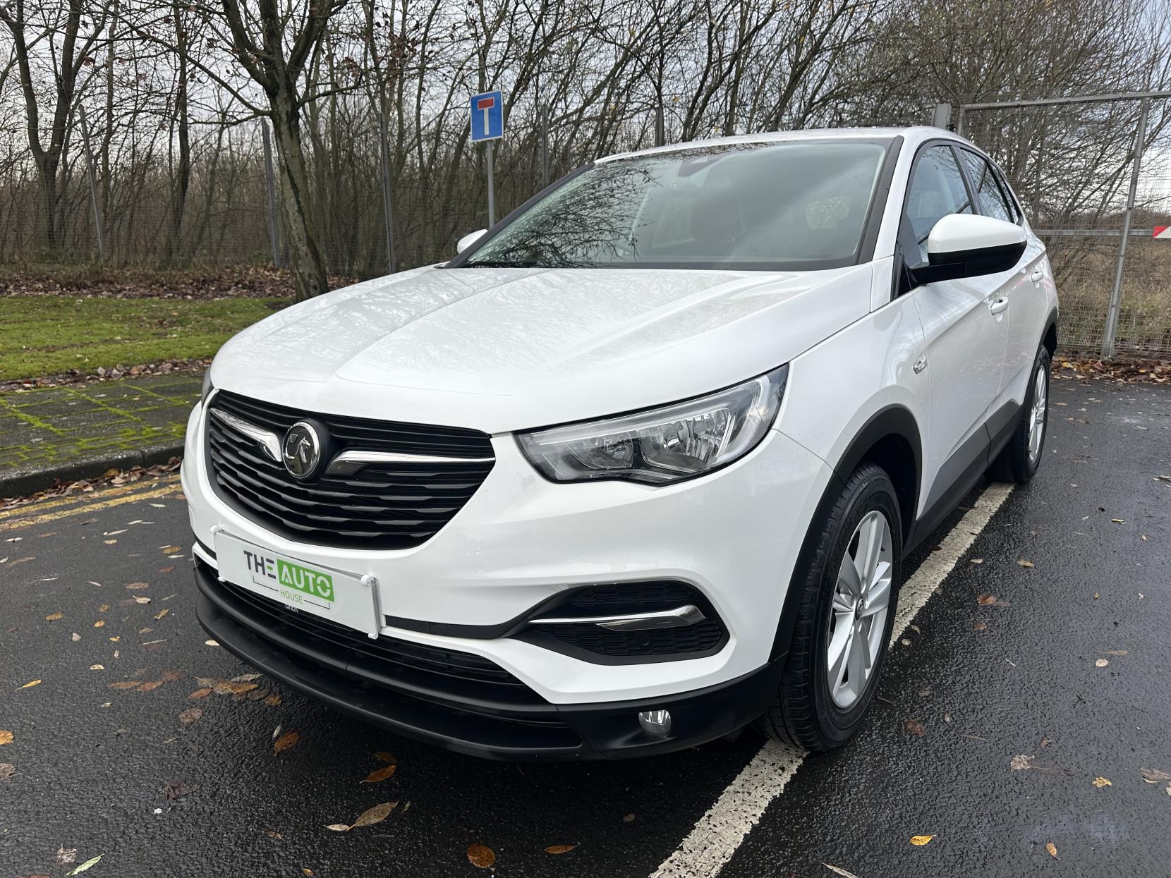 Vauxhall Grandland X 1.2 Turbo GPF SE SUV 5dr Petrol Manual Euro 6 (s/s) (130 ps)