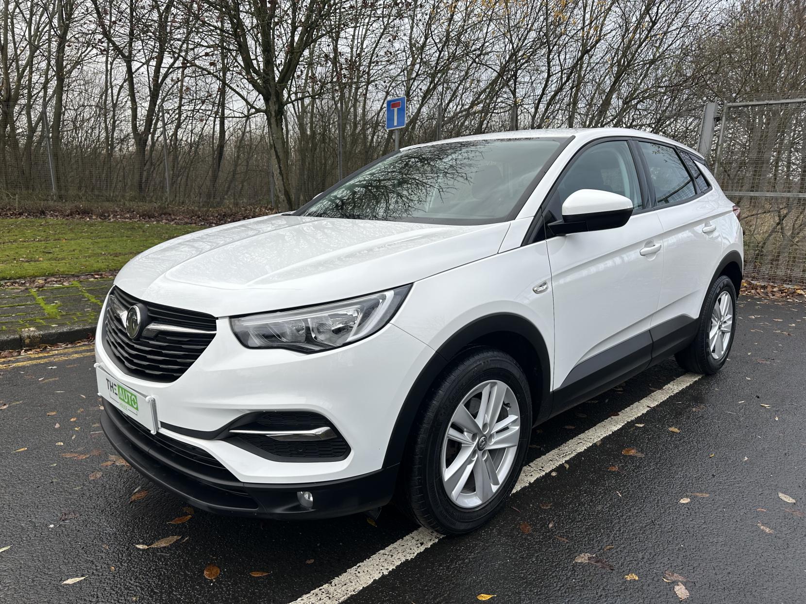 Vauxhall Grandland X 1.2 Turbo GPF SE SUV 5dr Petrol Manual Euro 6 (s/s) (130 ps)