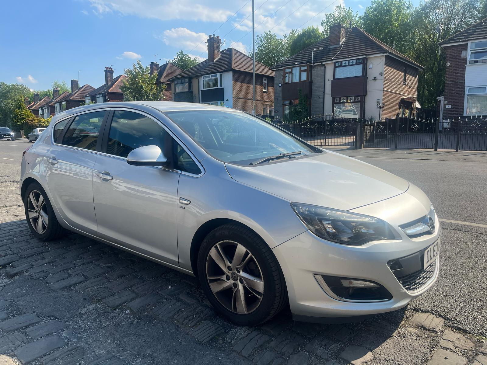 Vauxhall Astra 1.7 CDTi ecoFLEX SRi Hatchback 5dr Diesel Manual Euro 5 (s/s) (110 ps)