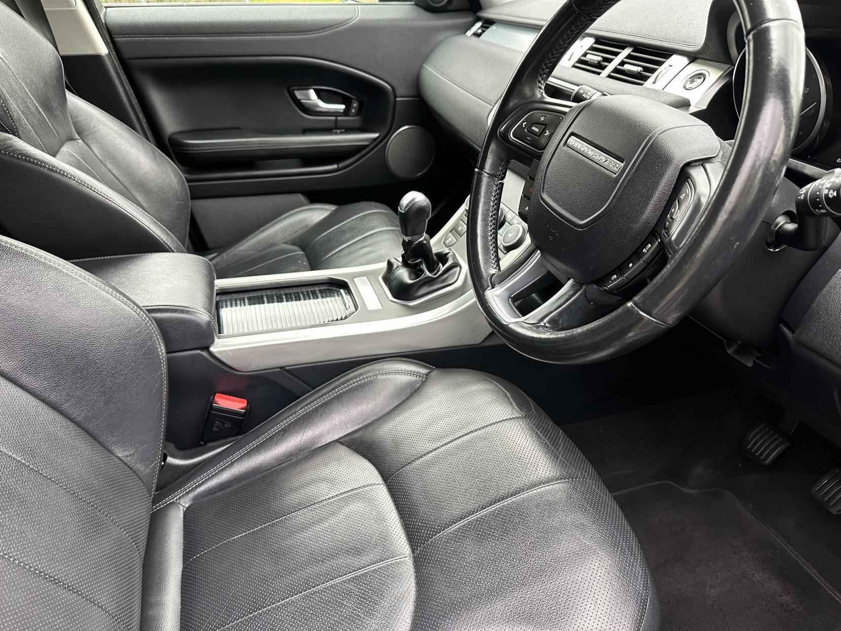 Land Rover Range Rover Evoque 2.0 eD4 SE SUV 5dr Diesel Manual FWD Euro 6 (s/s) (150 ps)