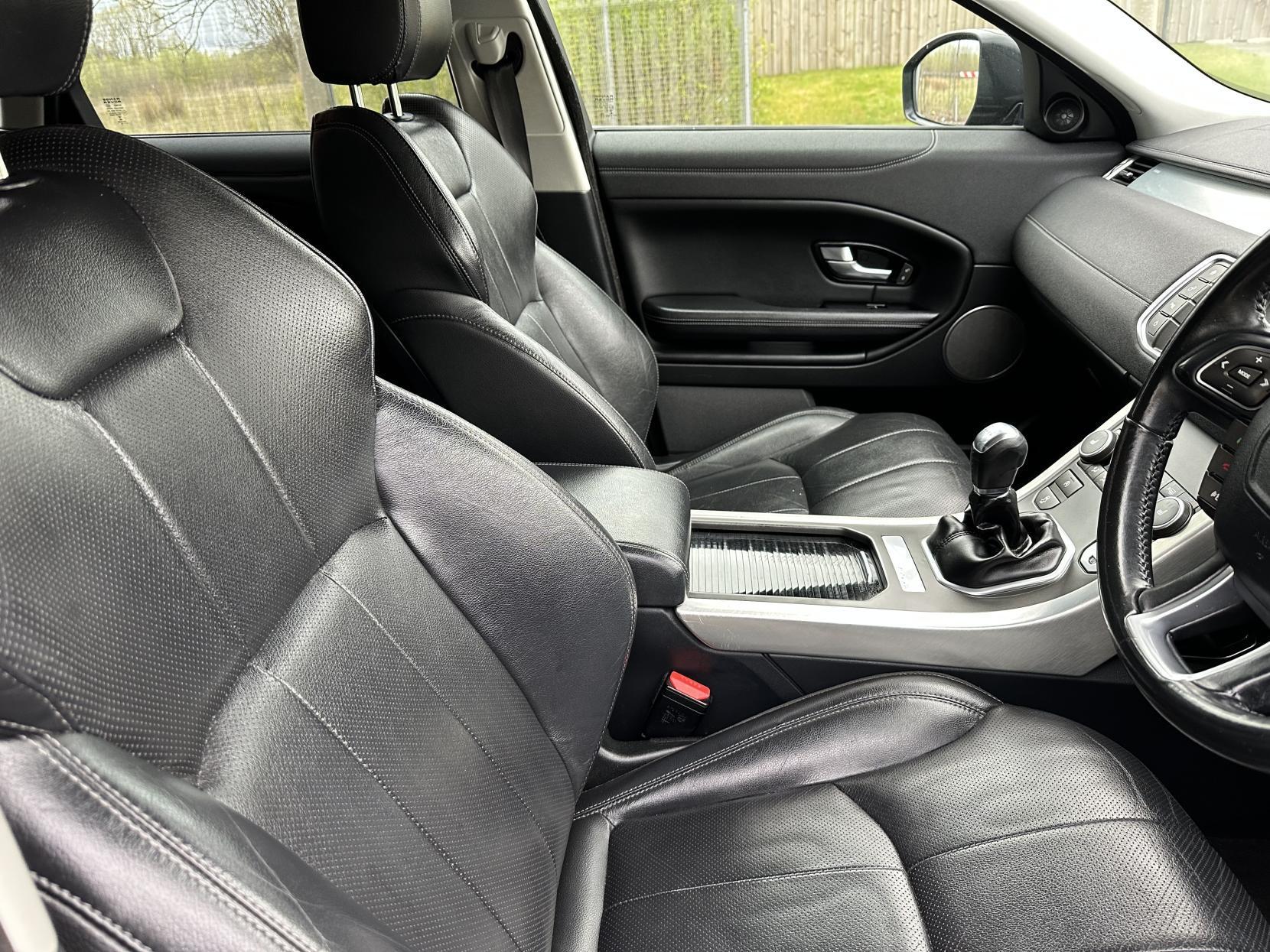 Land Rover Range Rover Evoque 2.0 eD4 SE SUV 5dr Diesel Manual FWD Euro 6 (s/s) (150 ps)