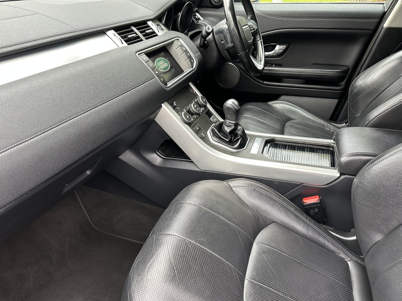 Land Rover Range Rover Evoque 2.0 eD4 SE SUV 5dr Diesel Manual FWD Euro 6 (s/s) (150 ps)