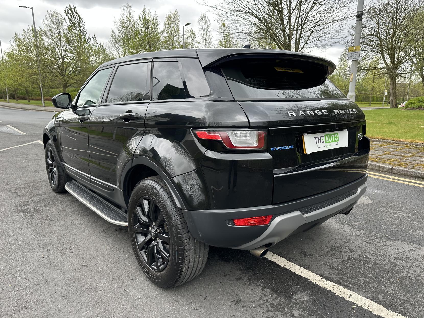 Land Rover Range Rover Evoque 2.0 eD4 SE SUV 5dr Diesel Manual FWD Euro 6 (s/s) (150 ps)