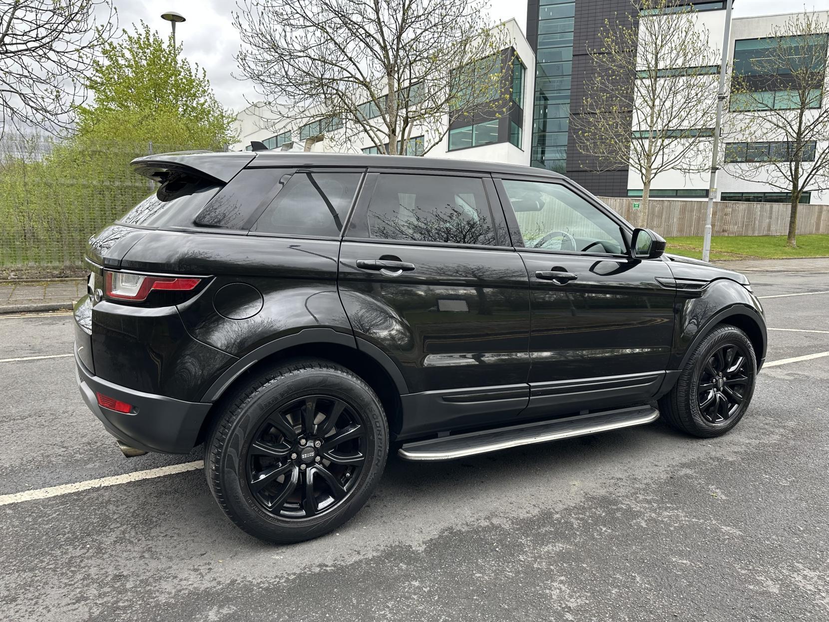 Land Rover Range Rover Evoque 2.0 eD4 SE SUV 5dr Diesel Manual FWD Euro 6 (s/s) (150 ps)