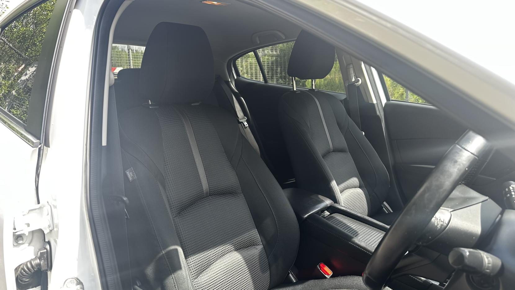 Mazda Mazda3 2.2 SKYACTIV-D SE-L Nav Hatchback 5dr Diesel Manual Euro 6 (s/s) (150 ps)