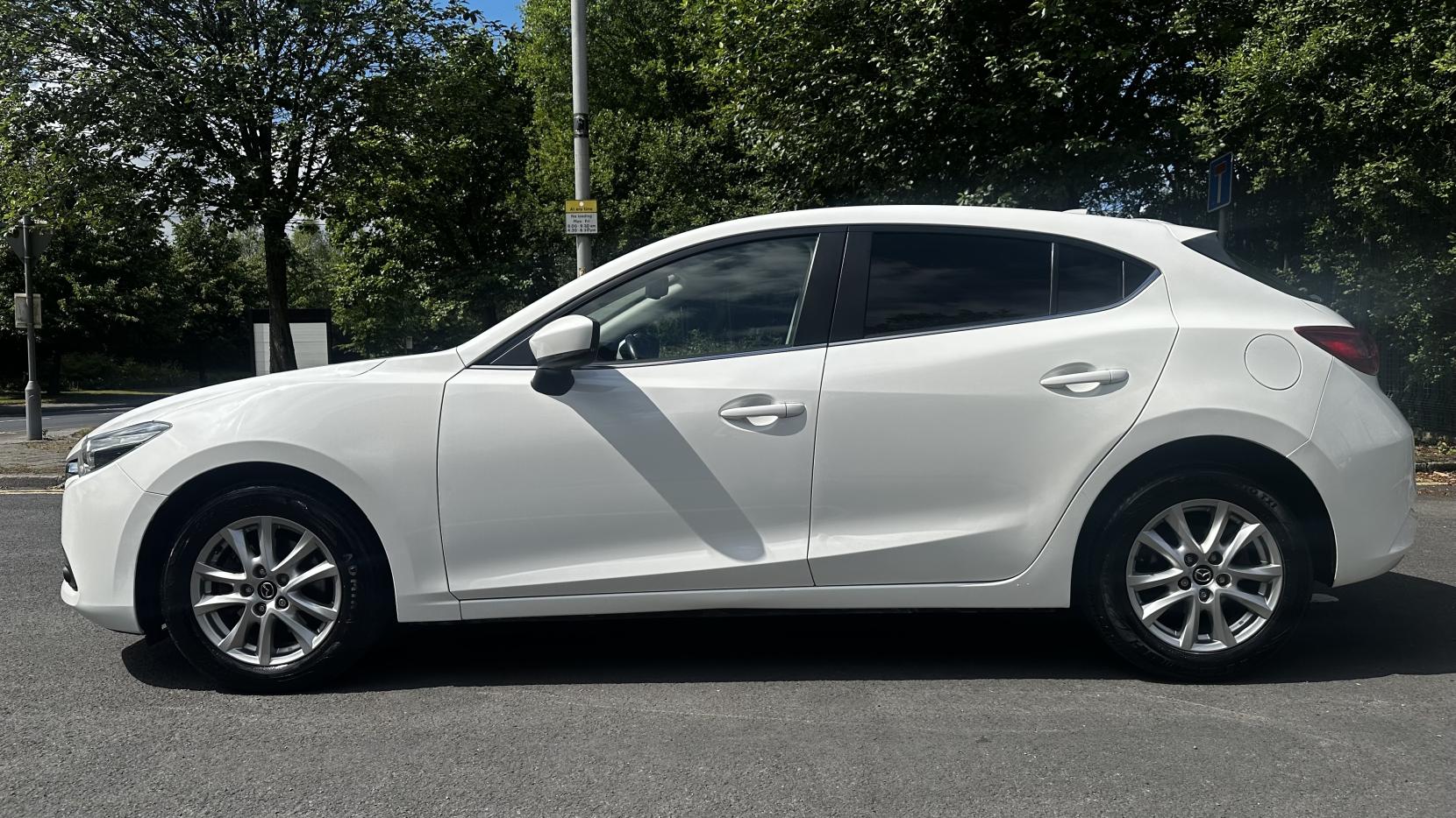 Mazda Mazda3 2.2 SKYACTIV-D SE-L Nav Hatchback 5dr Diesel Manual Euro 6 (s/s) (150 ps)