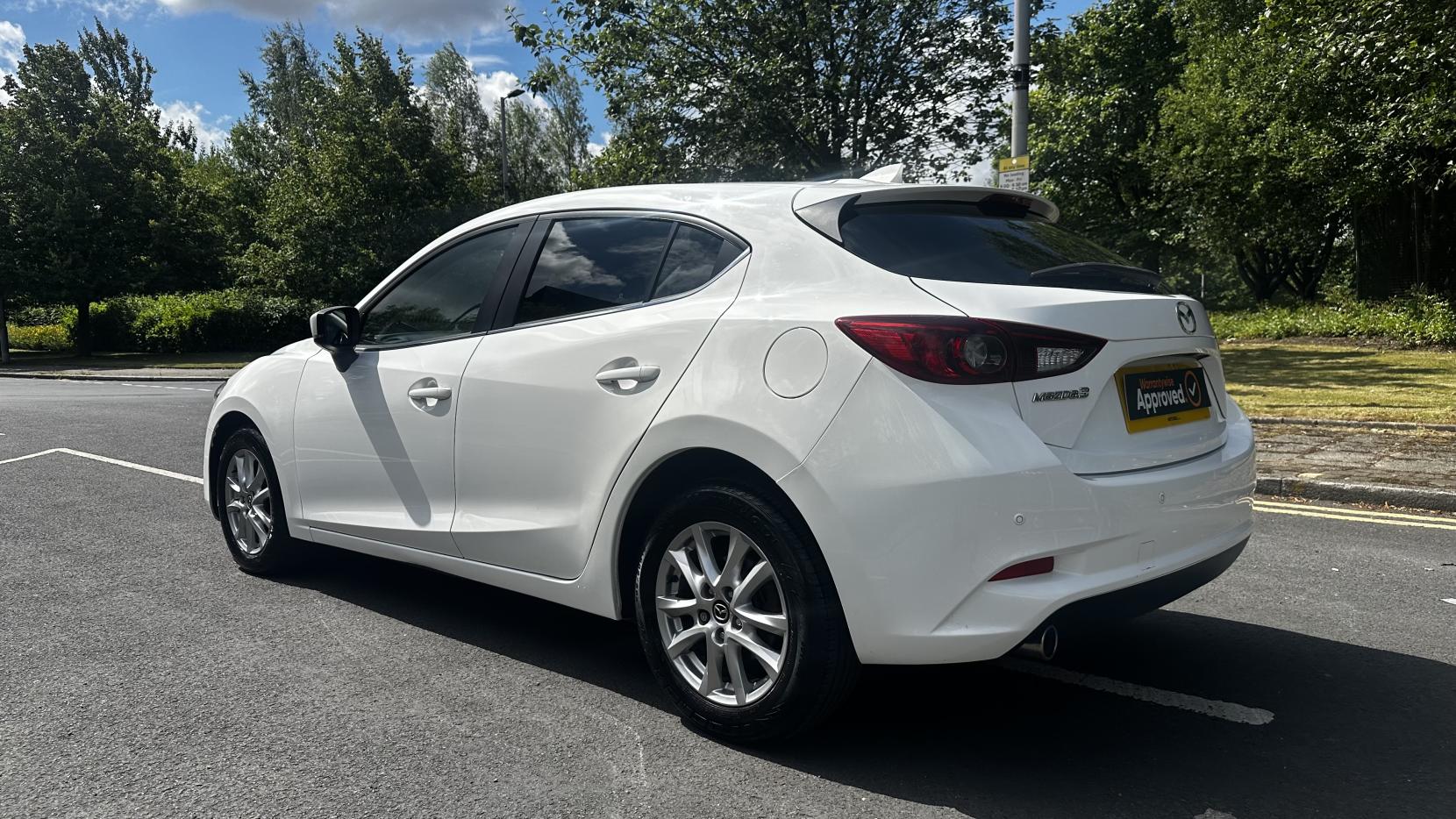 Mazda Mazda3 2.2 SKYACTIV-D SE-L Nav Hatchback 5dr Diesel Manual Euro 6 (s/s) (150 ps)