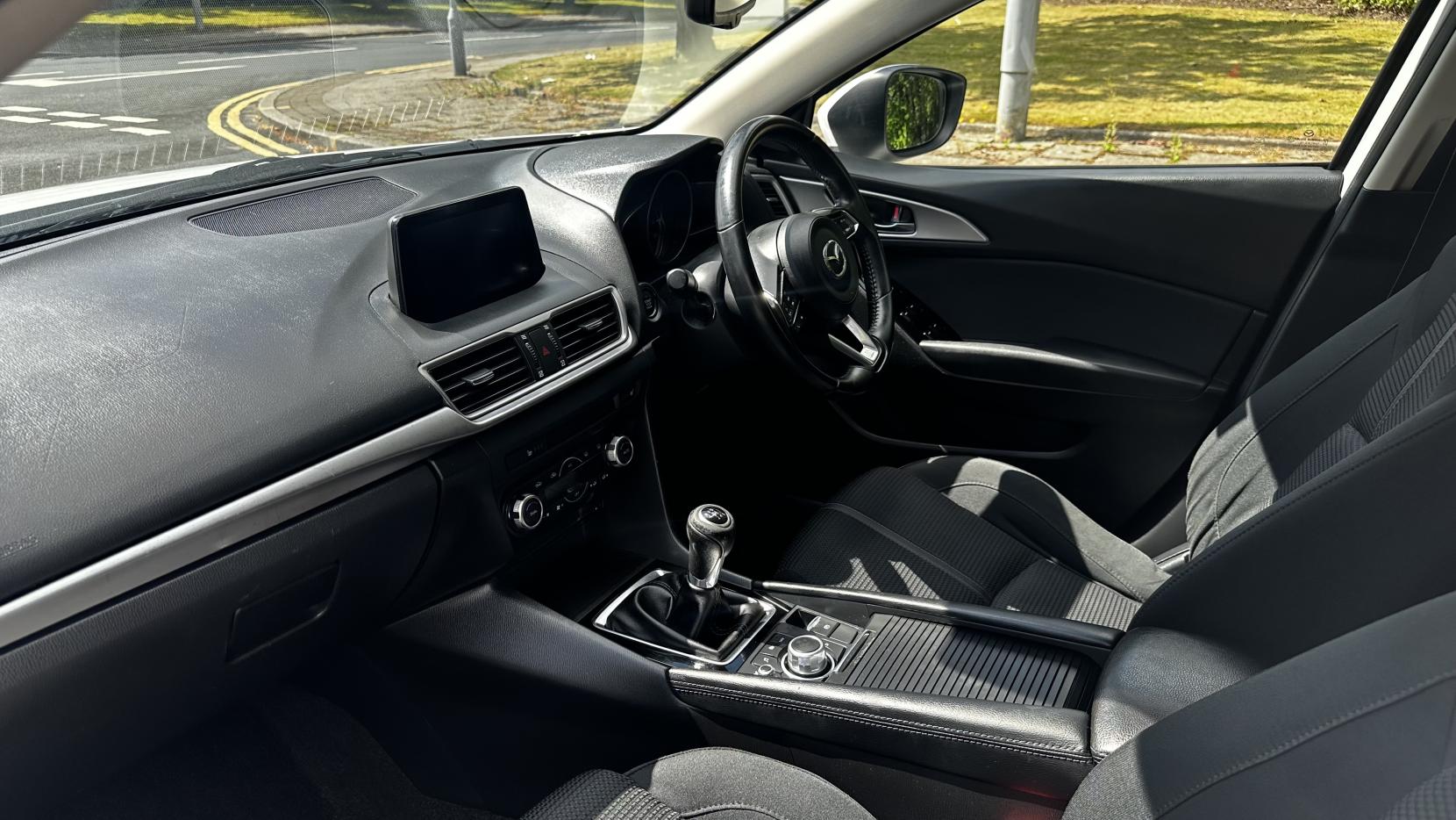 Mazda Mazda3 2.2 SKYACTIV-D SE-L Nav Hatchback 5dr Diesel Manual Euro 6 (s/s) (150 ps)
