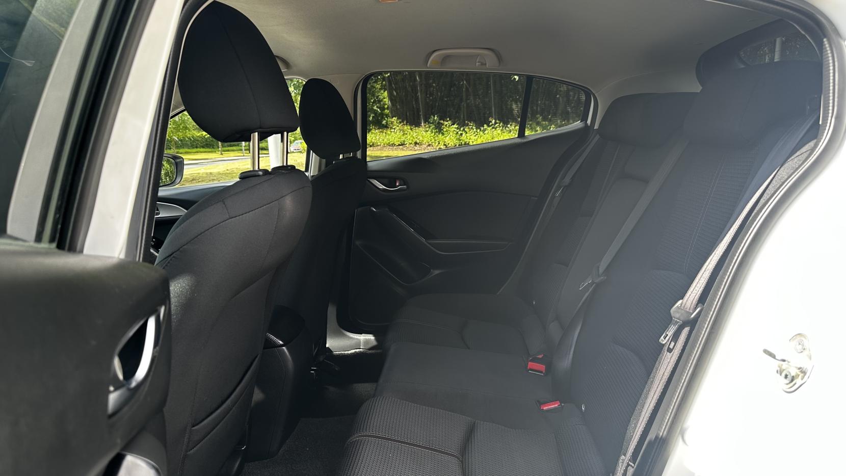 Mazda Mazda3 2.2 SKYACTIV-D SE-L Nav Hatchback 5dr Diesel Manual Euro 6 (s/s) (150 ps)