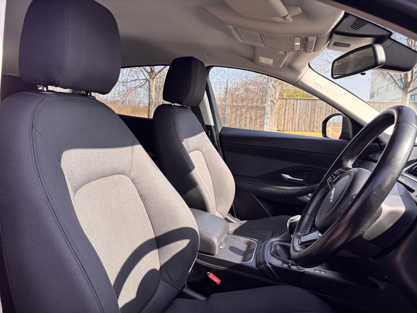 Jaguar E-PACE 2.0 D150 SUV 5dr Diesel Manual AWD Euro 6 (s/s) (150 ps)