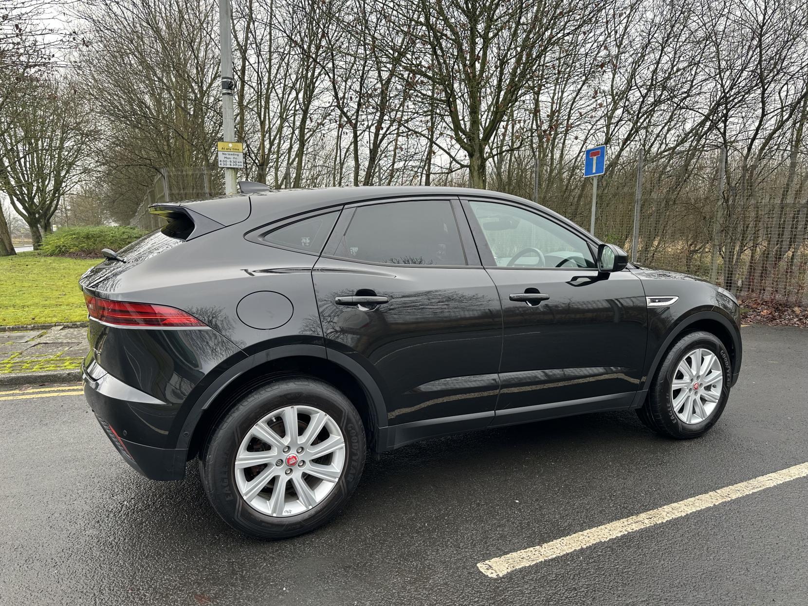 Jaguar E-PACE 2.0 D150 SUV 5dr Diesel Manual AWD Euro 6 (s/s) (150 ps)