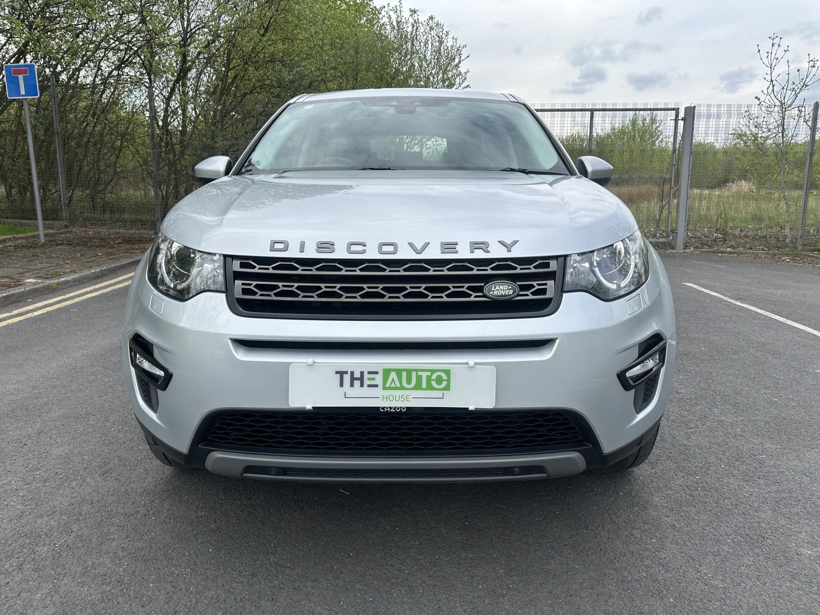 Land Rover Discovery Sport 2.0 TD4 SE Tech SUV 5dr Diesel Manual 4WD Euro 6 (s/s) (180 ps)