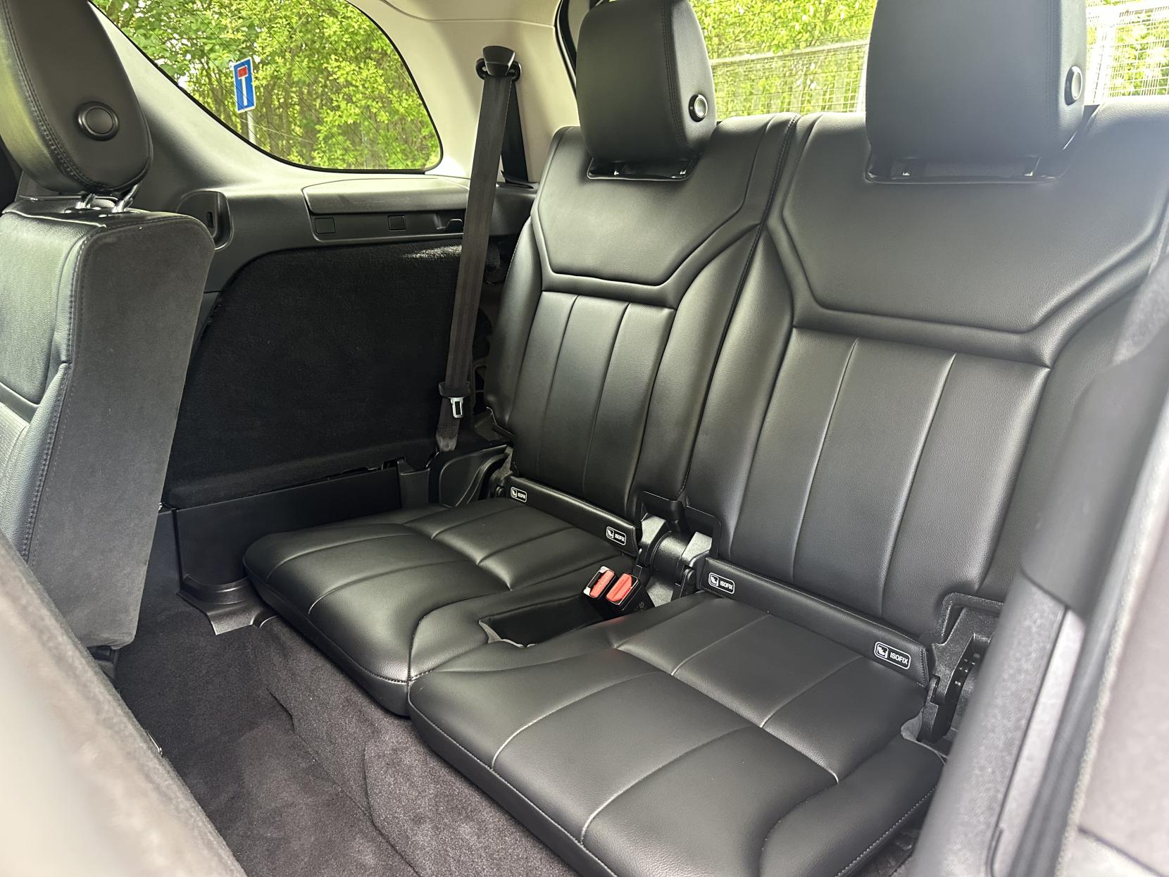 Land Rover Discovery 2.0 SD4 SE SUV 5dr Diesel Auto 4WD Euro 6 (s/s) (240 ps)