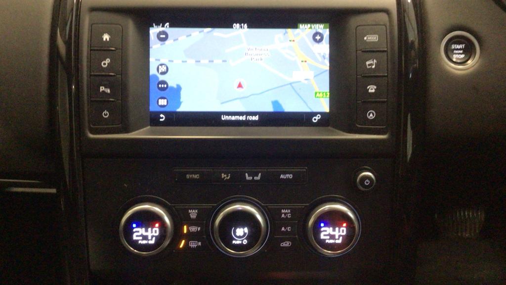Land Rover Discovery 2.0 SD4 SE SUV 5dr Diesel Auto 4WD Euro 6 (s/s) (240 ps)