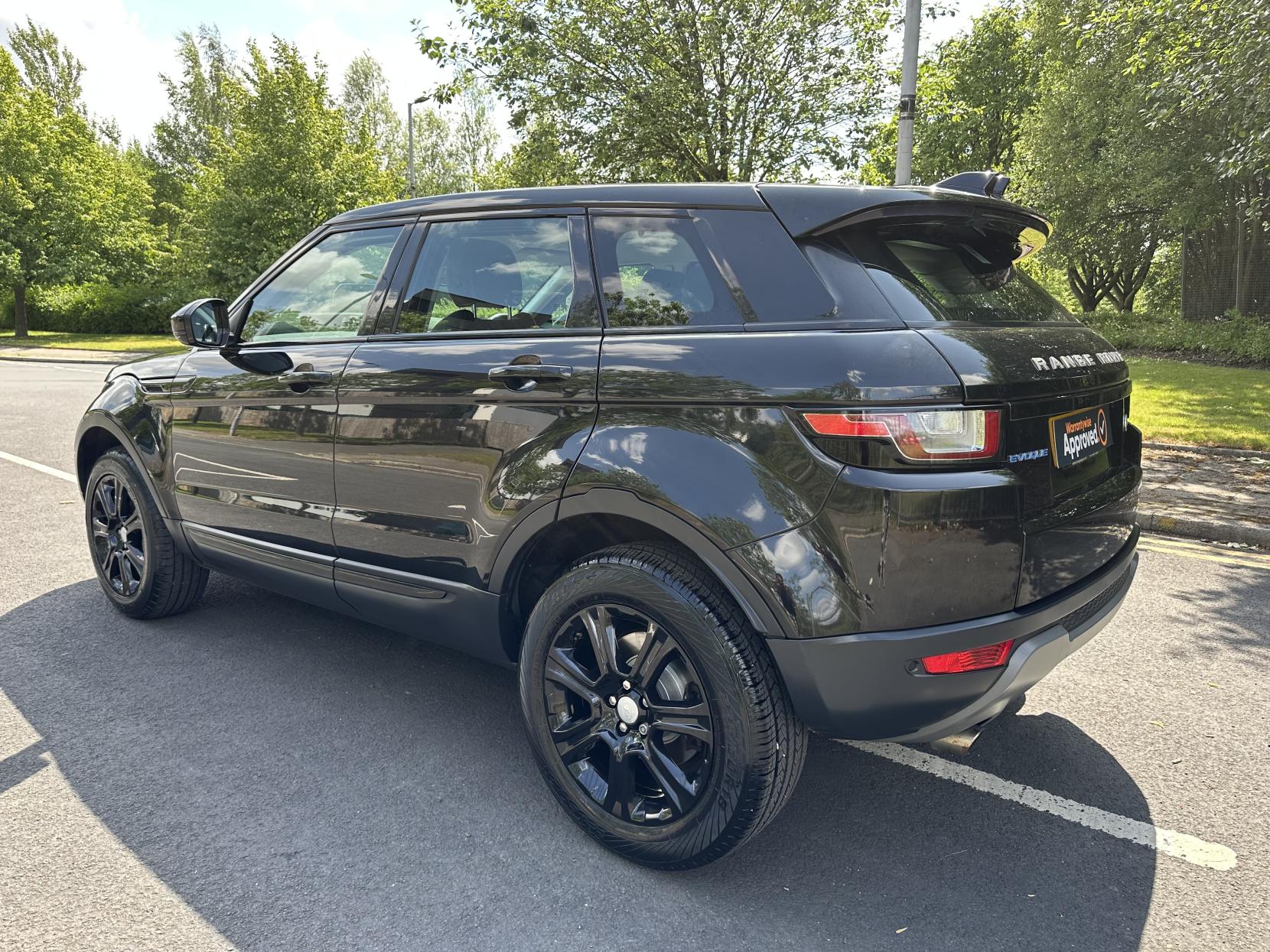 Land Rover Range Rover Evoque 2.0 eD4 SE Tech SUV 5dr Diesel Manual FWD Euro 6 (s/s) (150 ps)